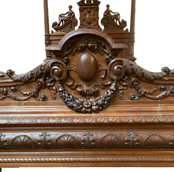 Jean-Paul MAZAROS (1823-1900), Neo-Renaissance four-poster bed in carved walnut Jean-Paul MAZAROS (1823-1900), Neo-Renaissance four-poster bed in carved walnut-8