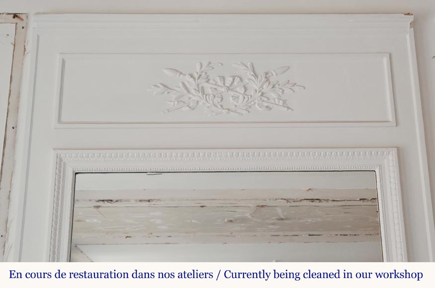 Louis XVI style trumeau decorated with a laurel wreath Louis XVI style trumeau decorated with a laurel wreath-1