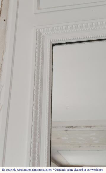 Louis XVI style trumeau decorated with a laurel wreath Louis XVI style trumeau decorated with a laurel wreath-3