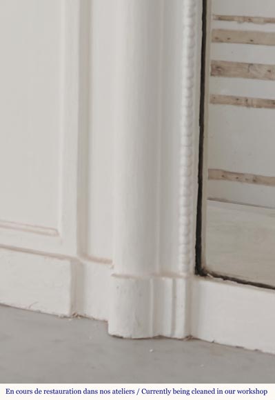 Louis XVI style trumeau decorated with a garland of flowers-5