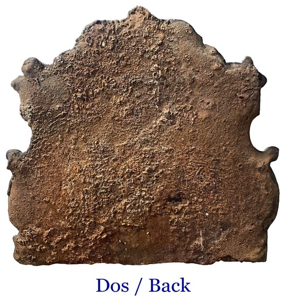 Important 18th-Century Cast Iron Fireback with the Arms of the Chevron-Villette Family Important 18th-Century Cast Iron Fireback with the Arms of the Chevron-Villette Family-7