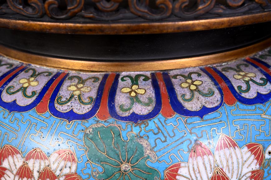 Cloisonné and Bronze Vase, Signed BARBEDIENNE, in the Style of Édouard LIÈVRE Cloisonné and Bronze Vase, Signed BARBEDIENNE, in the Style of Édouard LIÈVRE-4