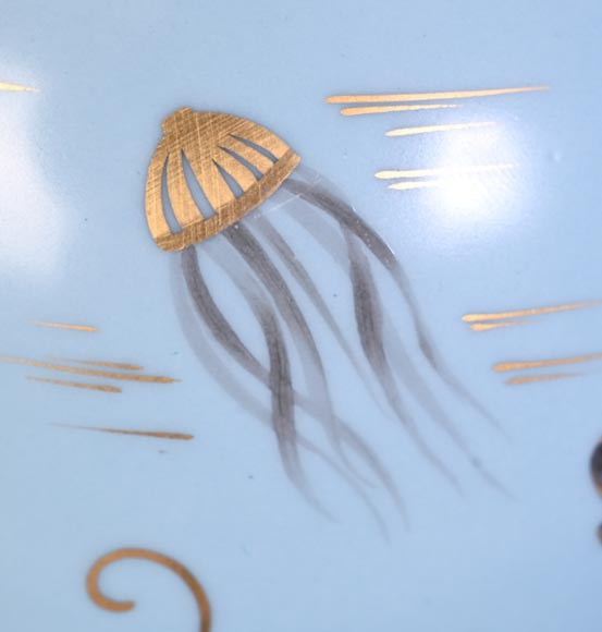 AU VASE ÉTRUSQUE – Porcelain Vase with Aquatic Decoration-6