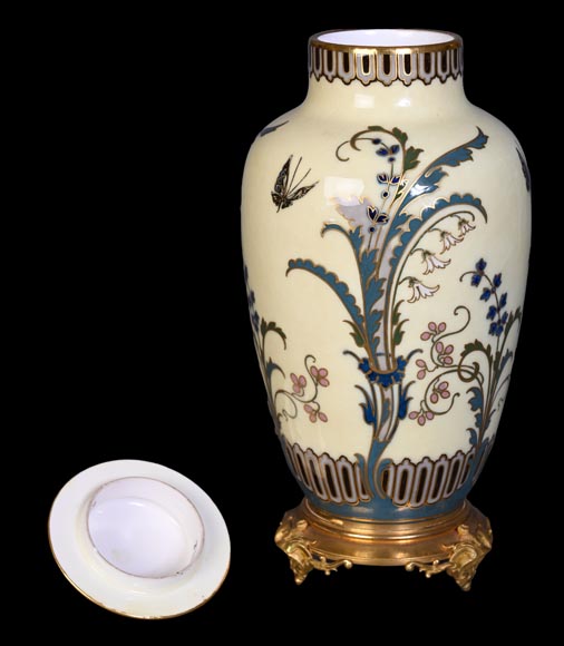 CARRIER-BELLEUSE Albert-Ernest — Enameled Porcelain Covered Vase from Sèvres CARRIER-BELLEUSE Albert-Ernest — Enameled Porcelain Covered Vase from Sèvres-1