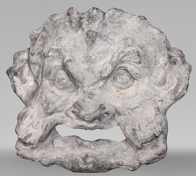 Regence-style lead grotesque fountain mask Regence-style lead grotesque fountain mask-1