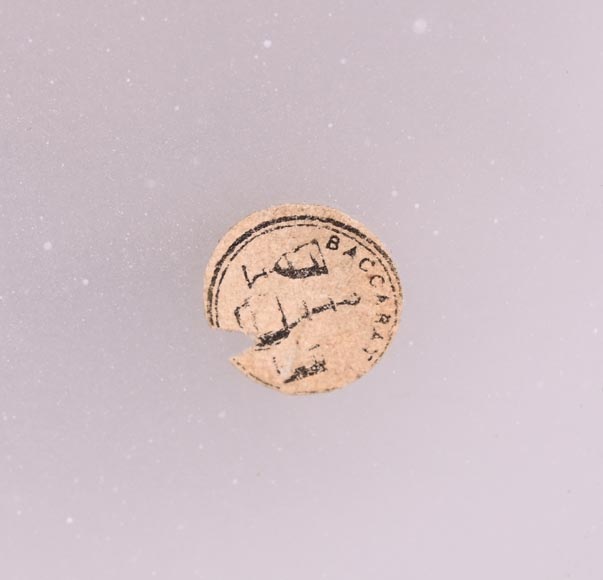 BACCARAT – Pair of White Opaline Vases with Gilded Japonist Decoration-10