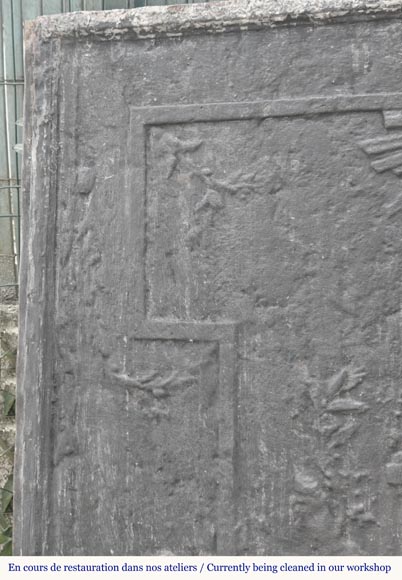 Louis XVI style fireplace plate, triumph of a king Louis XVI style fireplace plate, triumph of a king-2