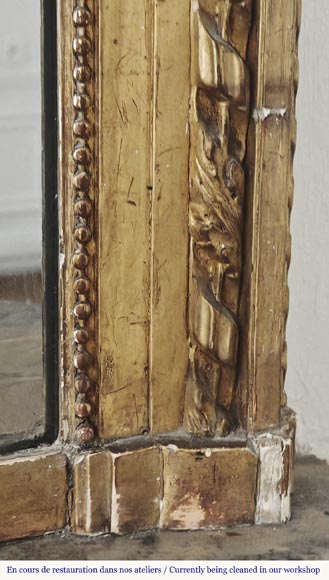 Louis XVI style gilded trumeau with plant decoration Louis XVI style gilded trumeau with plant decoration-4