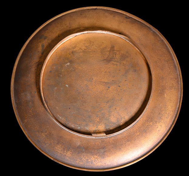 Kayser Sohn, Renaissance Figures – Pair of Decorative Corviniello Chargers, dated 1884-7