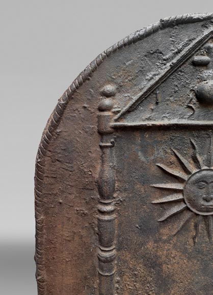 Cast iron fireback dated 1693, decorated with a radiant sun and architectural symbols Cast iron fireback dated 1693, decorated with a radiant sun and architectural symbols-4