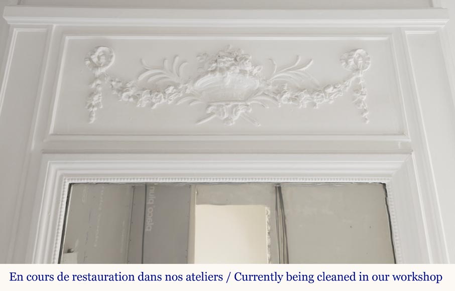 Louis XVI style trumeau decorated with a basket of flowers Louis XVI style trumeau decorated with a basket of flowers-1