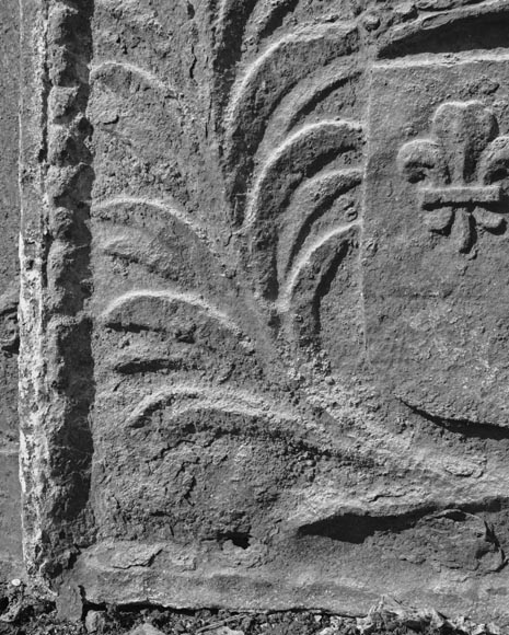  Fireplace plate with the coat of arms of France, dated 1654-5