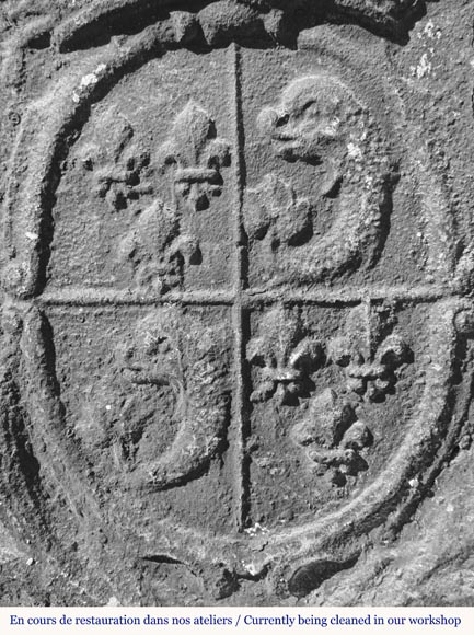 Cast iron fireback with the coat of arms of the Dauphin of France-2
