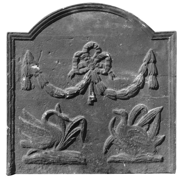 Cast iron fireback with water birds-0