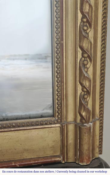 Louis XVI style gilded trumeau with ribbon and pearl decoration Louis XVI style gilded trumeau with ribbon and pearl decoration-4