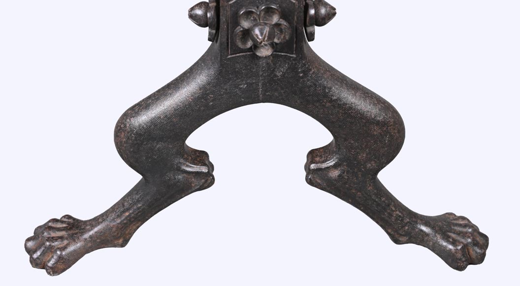 E. LARCHEVÊQUE, pair of wrought iron fire dogs with dragon heads E. LARCHEVÊQUE, pair of wrought iron fire dogs with dragon heads-6