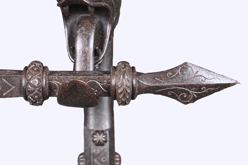 E. LARCHEVÊQUE, pair of wrought iron fire dogs with dragon heads E. LARCHEVÊQUE, pair of wrought iron fire dogs with dragon heads-9