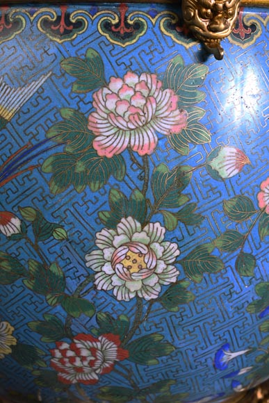 Ferdinand BARBEDIENNE – Japonist cachepot in gilt bronze and cloisonné enamel-5