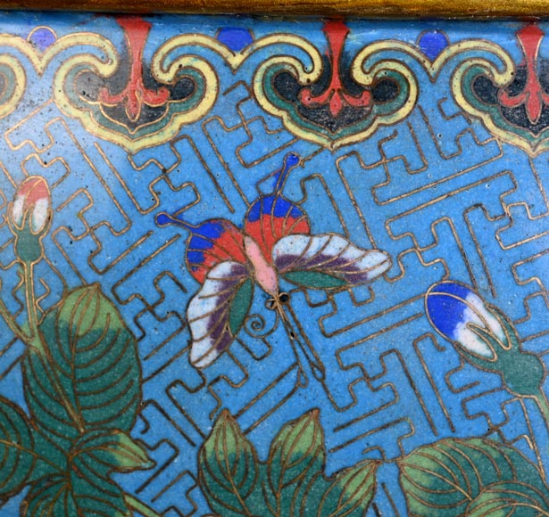 Ferdinand BARBEDIENNE – Japonist cachepot in gilt bronze and cloisonné enamel-14