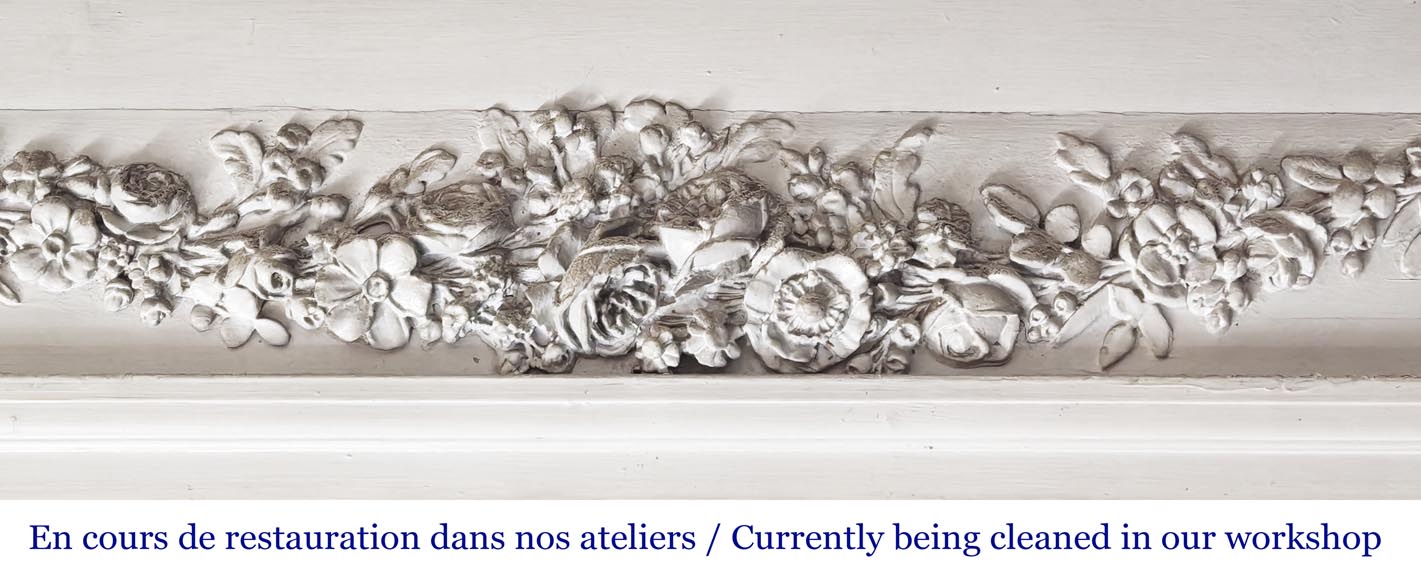 Louis XVI style trumeau with a floral garland Louis XVI style trumeau with a floral garland-1