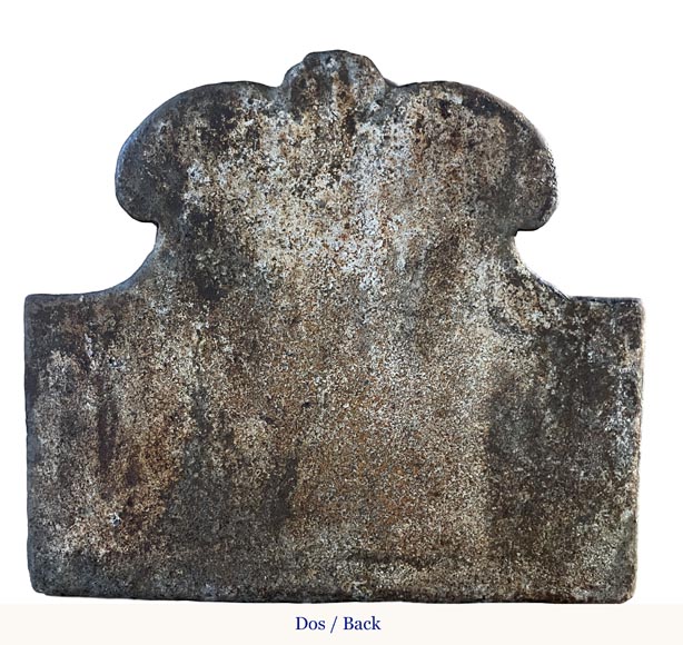 Fireback framed by angels bearing the arms of France Fireback framed by angels bearing the arms of France-5