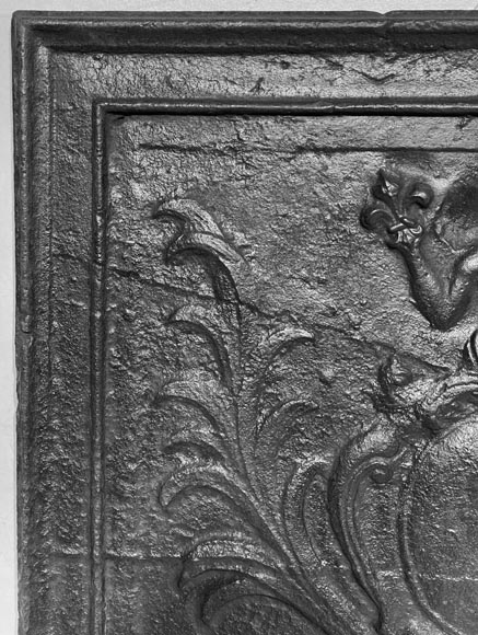 Fireplace plaque with coat of arms surmounted by Apollo holding a fleur-de-lis-1