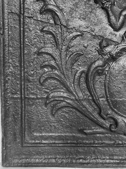 Fireplace plaque with coat of arms surmounted by Apollo holding a fleur-de-lis-2