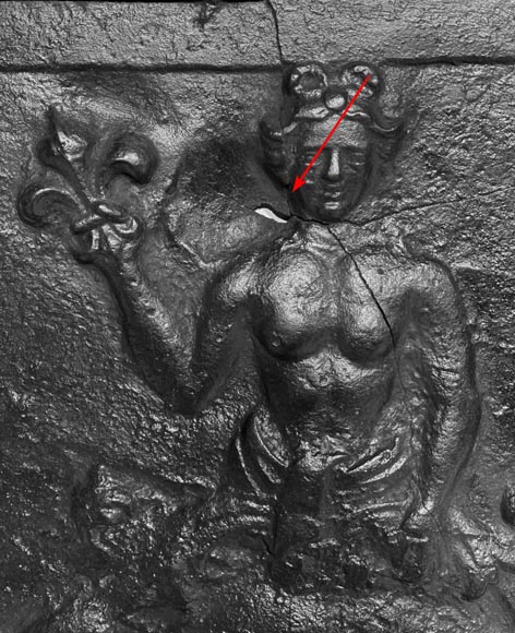 Fireplace plaque with coat of arms surmounted by Apollo holding a fleur-de-lis-4