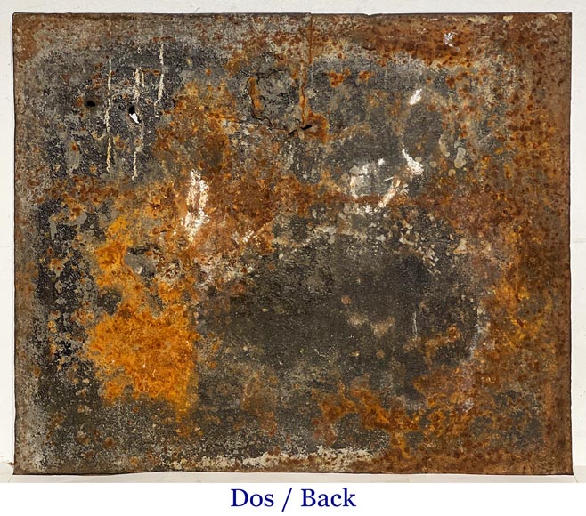 Fireplace plaque with coat of arms surmounted by Apollo holding a fleur-de-lis-9