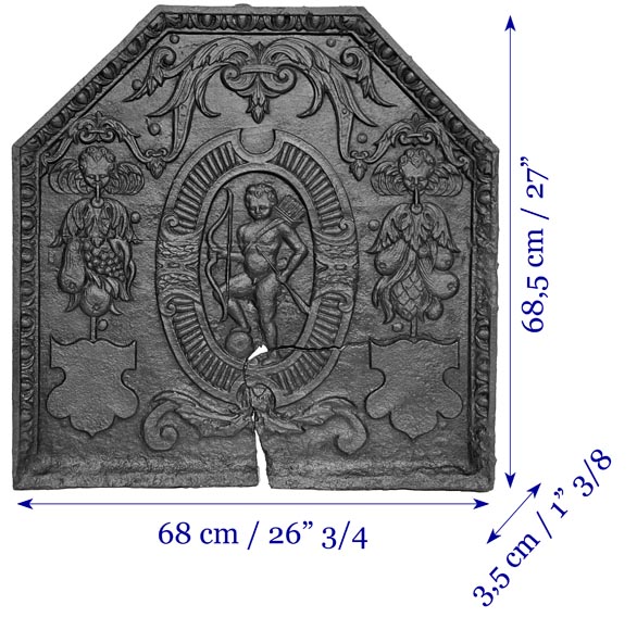 Louis XVI period fireplace plaque decorated with Cupid in a medallion-9