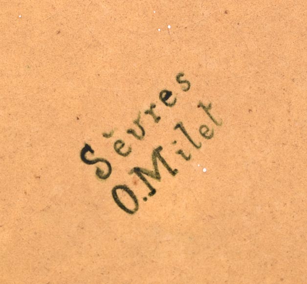 MILET & DIFFLOTH – Ornamental Glazed Ceramic Charger with Hollyhocks MILET & DIFFLOTH – Ornamental Glazed Ceramic Charger with Hollyhocks-10