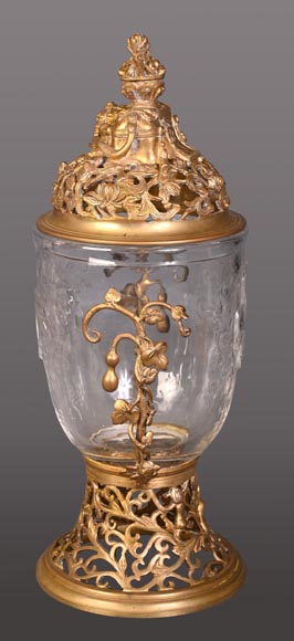 “Gourd” bowl, engraved crystal and gilt bronze “Gourd” bowl, engraved crystal and gilt bronze-1