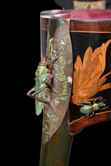 Polylobed work table with insects and butterflies Polylobed work table with insects and butterflies-5
