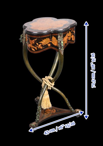 Polylobed work table with insects and butterflies Polylobed work table with insects and butterflies-14