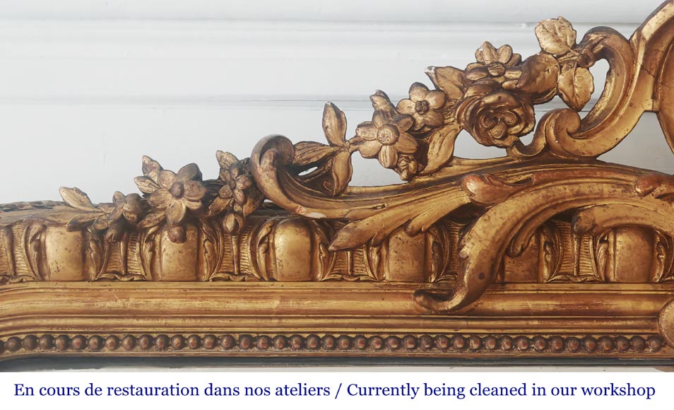 Louis XV style gilt trumeau with floral decoration Louis XV style gilt trumeau with floral decoration-2