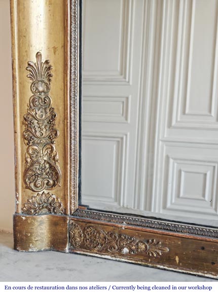 Gilded Louis Philippe period trumeau decorated with flowers and a palmette Gilded Louis Philippe period trumeau decorated with flowers and a palmette-4