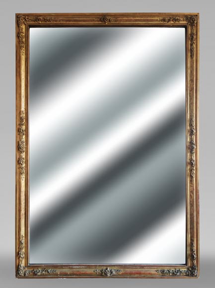 Gilded Louis Philippe period trumeau with floral decoration and engravings Gilded Louis Philippe period trumeau with floral decoration and engravings-0