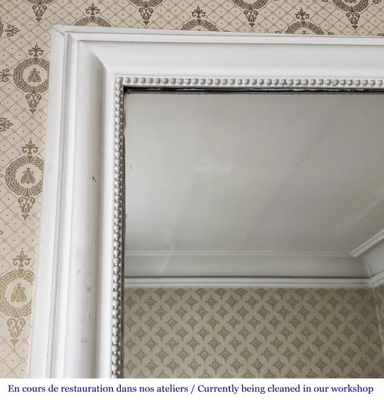 Louis XVI style trumeau with a pearl border Louis XVI style trumeau with a pearl border-2