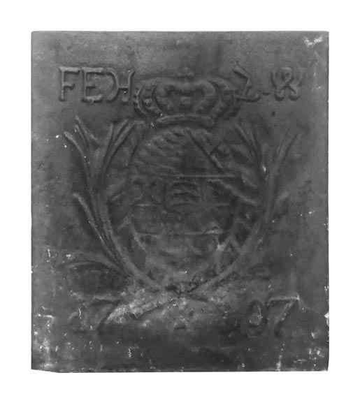 Square fireplace backplate, decorated-0