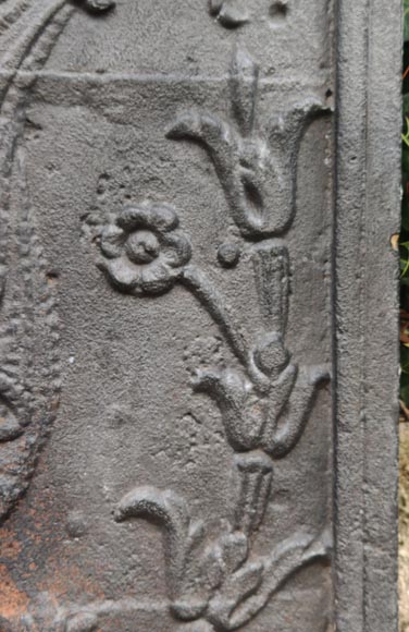 18th-Century French Cast Iron Fireback with the Arms of the House of Rohan 18th-Century French Cast Iron Fireback with the Arms of the House of Rohan-7