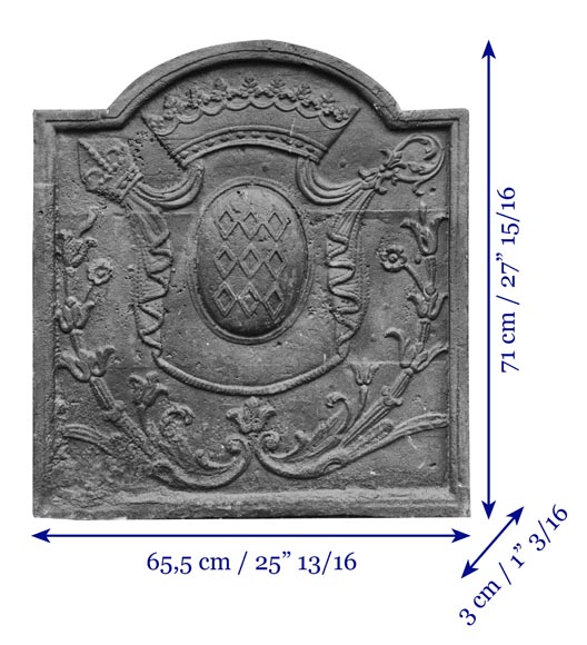 18th-Century French Cast Iron Fireback with the Arms of the House of Rohan 18th-Century French Cast Iron Fireback with the Arms of the House of Rohan-10