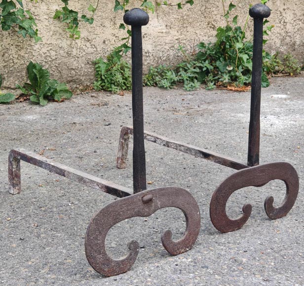 Pair of cast-iron andirons Pair of cast-iron andirons-1