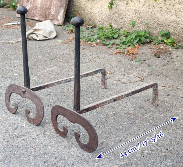 Pair of cast-iron andirons Pair of cast-iron andirons-2