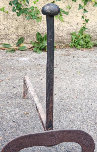 Pair of cast-iron andirons Pair of cast-iron andirons-4