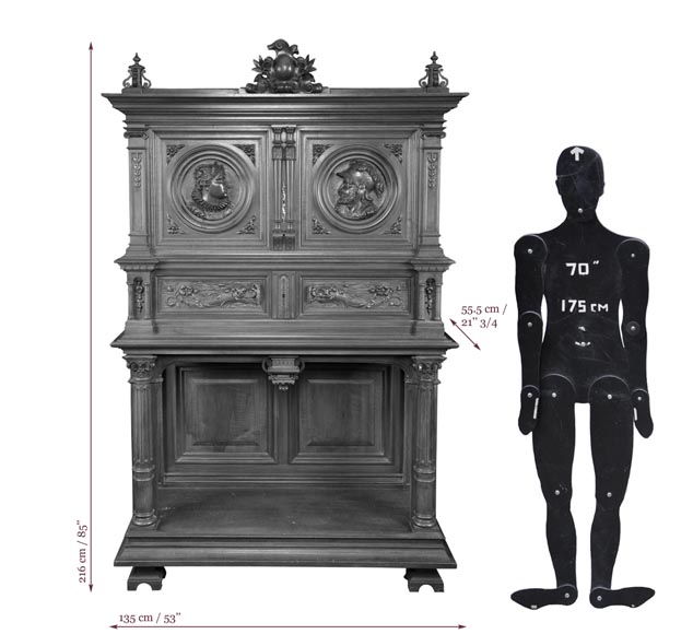 Neo-Renaissance style carved walnut credenza with profiles of costumed characters Neo-Renaissance style carved walnut credenza with profiles of costumed characters-6