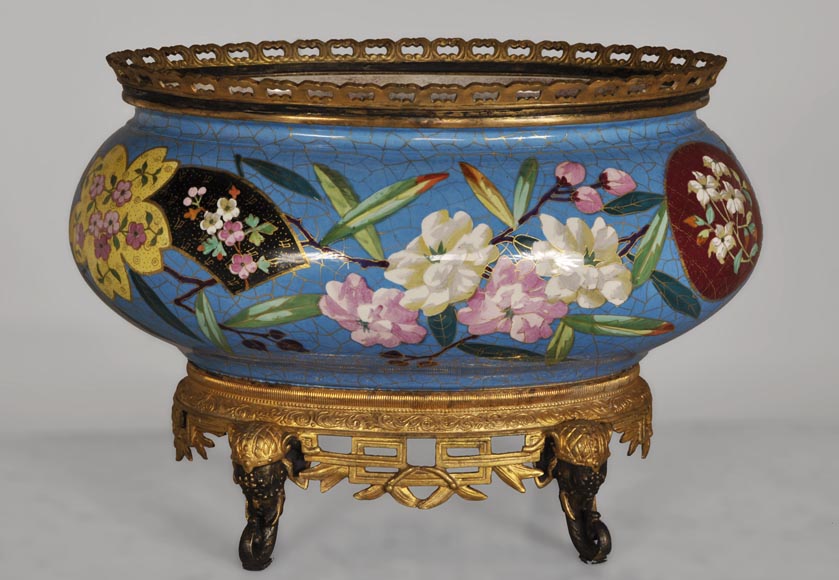CREIL-MONTEREAU Manufacture - Beautiful antique planter with faux cloisonné flowers decor and base made out of gilded bronze and patinated bronze with elephant heads decor CREIL-MONTEREAU Manufacture - Beautiful antique planter with faux cloisonné flowers decor and base made out of gilded bronze and patinated bronze with elephant heads decor-0