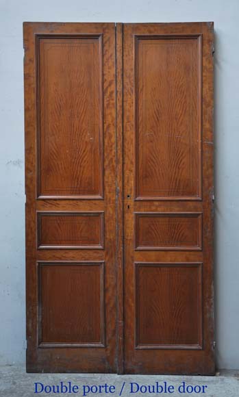 One double-door and two doors made out of mahogany with marquetry frieze decoration One double-door and two doors made out of mahogany with marquetry frieze decoration-1