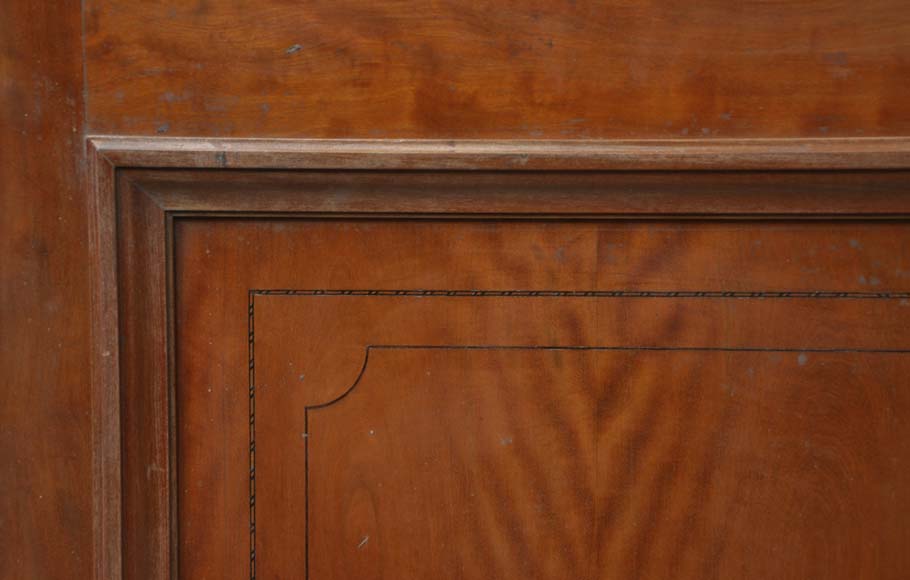 One double-door and two doors made out of mahogany with marquetry frieze decoration One double-door and two doors made out of mahogany with marquetry frieze decoration-8