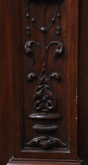 Neo-Renaissance style antique fireplace in carved walnut wood Neo-Renaissance style antique fireplace in carved walnut wood-11