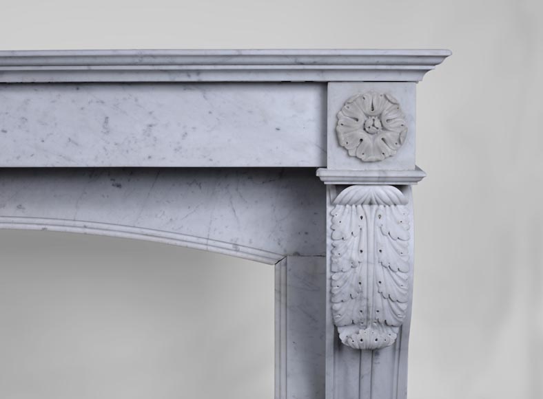 Antique Napoleon III style fireplace with lion's paws in Carrara marble Antique Napoleon III style fireplace with lion's paws in Carrara marble -7